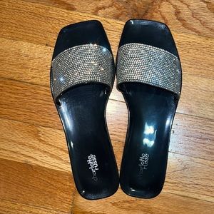 Charlotte Russe flat slippers for woman